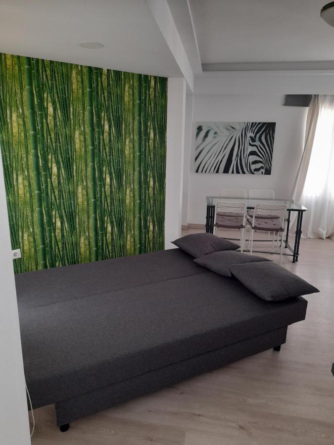 Apartamento Pepita Alay 베날마데나코스타 외부 사진