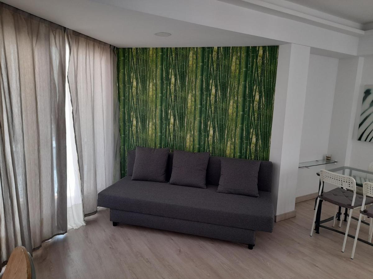 Apartamento Pepita Alay 베날마데나코스타 외부 사진